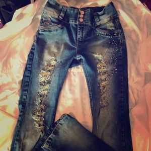 Columbian butt lifting jeans